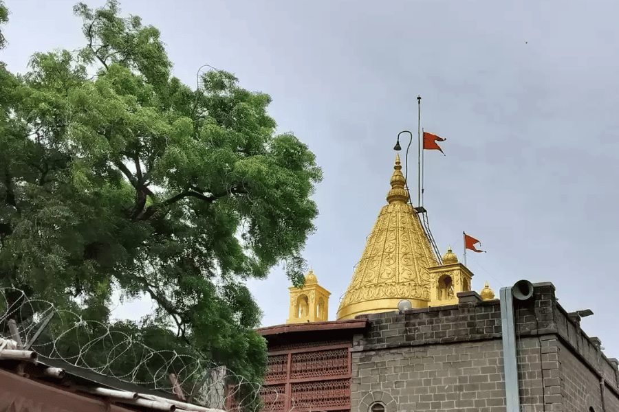 Shirdi Sai Baba darshan taxi from Jamnagar — Maharashtra